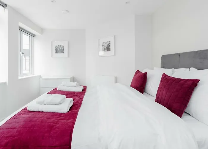 Roomspace Serviced Apartments- Walpole Court