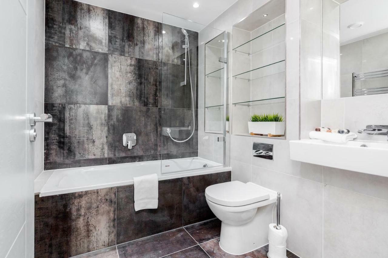 Apartment Roomspace Serviced Apartments- Walpole Court